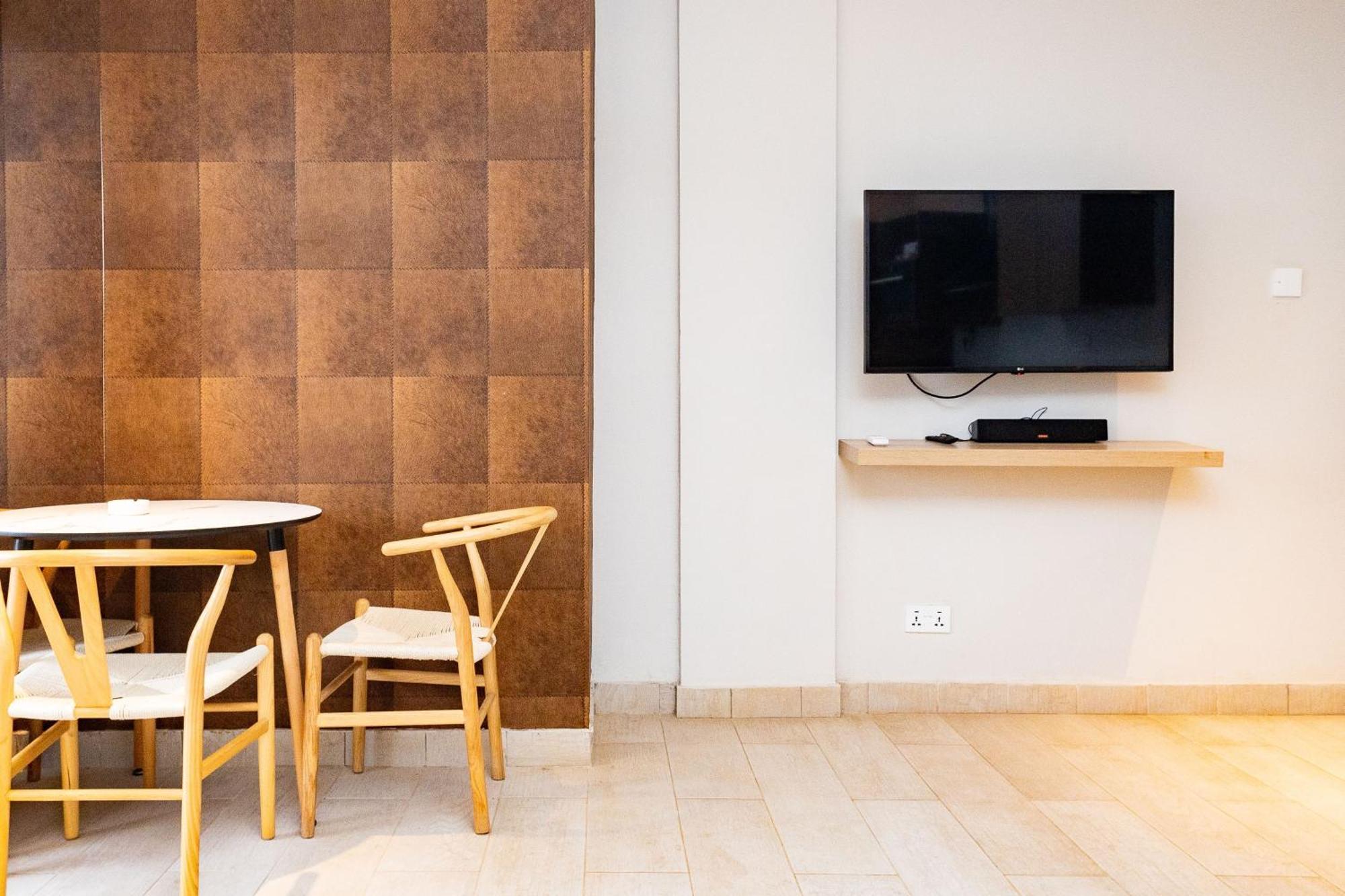 Serenity Residences & Spa - Kokrobite Beach 外观 照片
